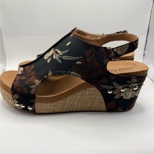 CORKYS Carley Black Tan Studded Floral Women’s Wedge Velcro Sandals Size 10